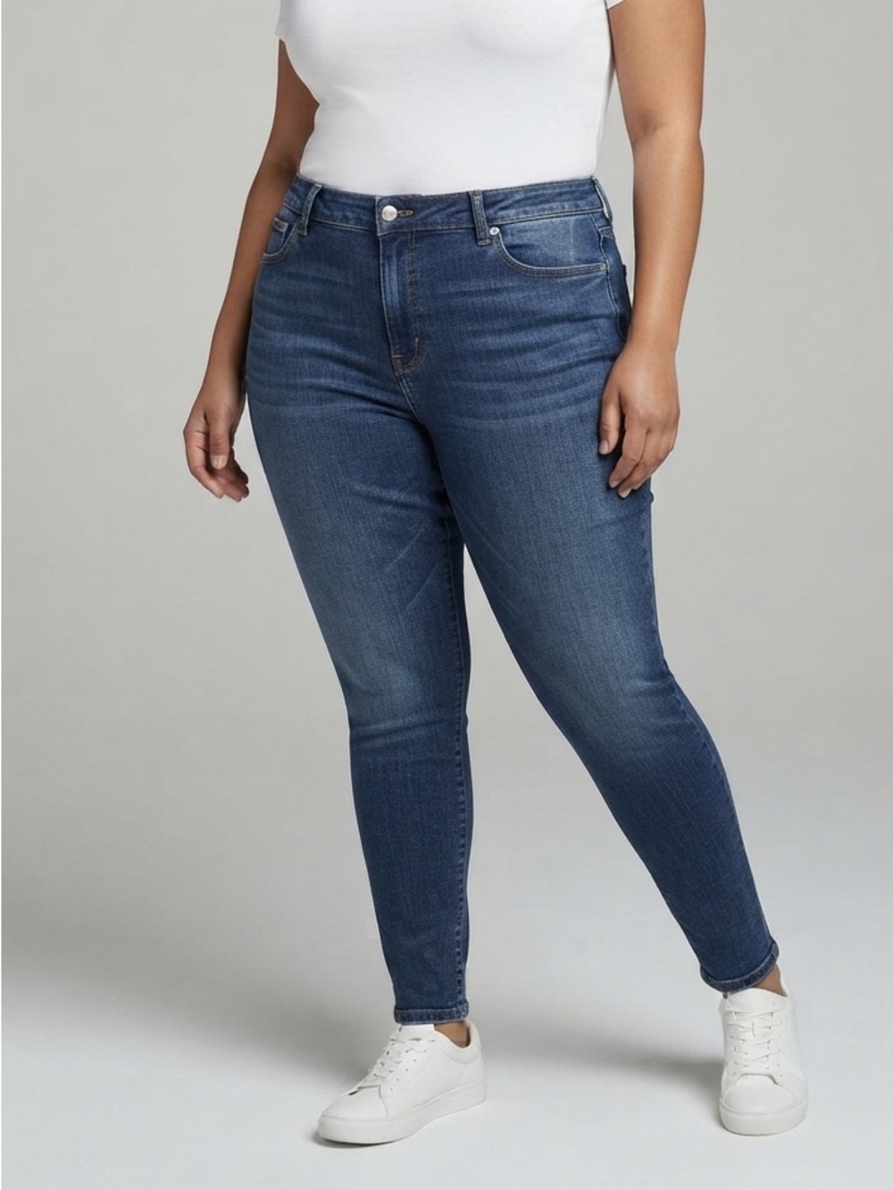 JORDACHE Dark Blue Stretch Jeans